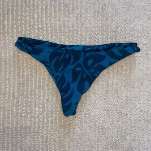 Selling mikoh swimwear bottoms ONLY WORN ONCE!